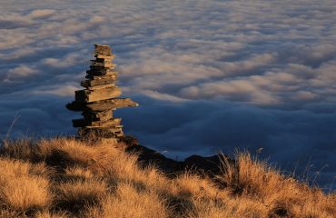Cairn on top of Mohare Danda, Sea of Fog